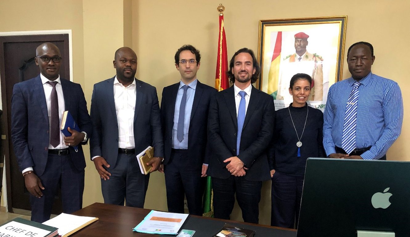 IGF and OECD experts with government officials in Guinea